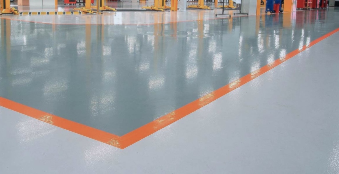 Vloercoating Colorz | olorz voorziet vloeren van beschermende coatings voor commerciële en industriële toepassingen.